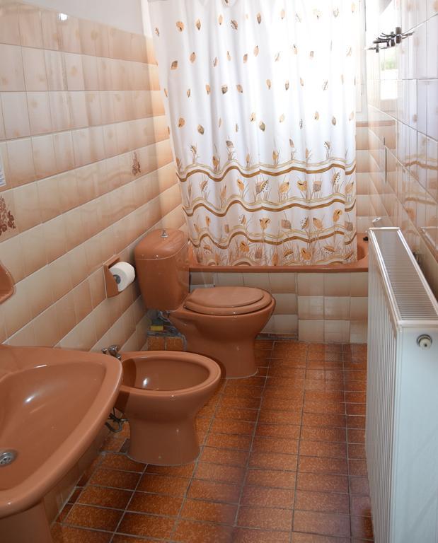Votsi  Dimitra'S Apartment מראה חיצוני תמונה